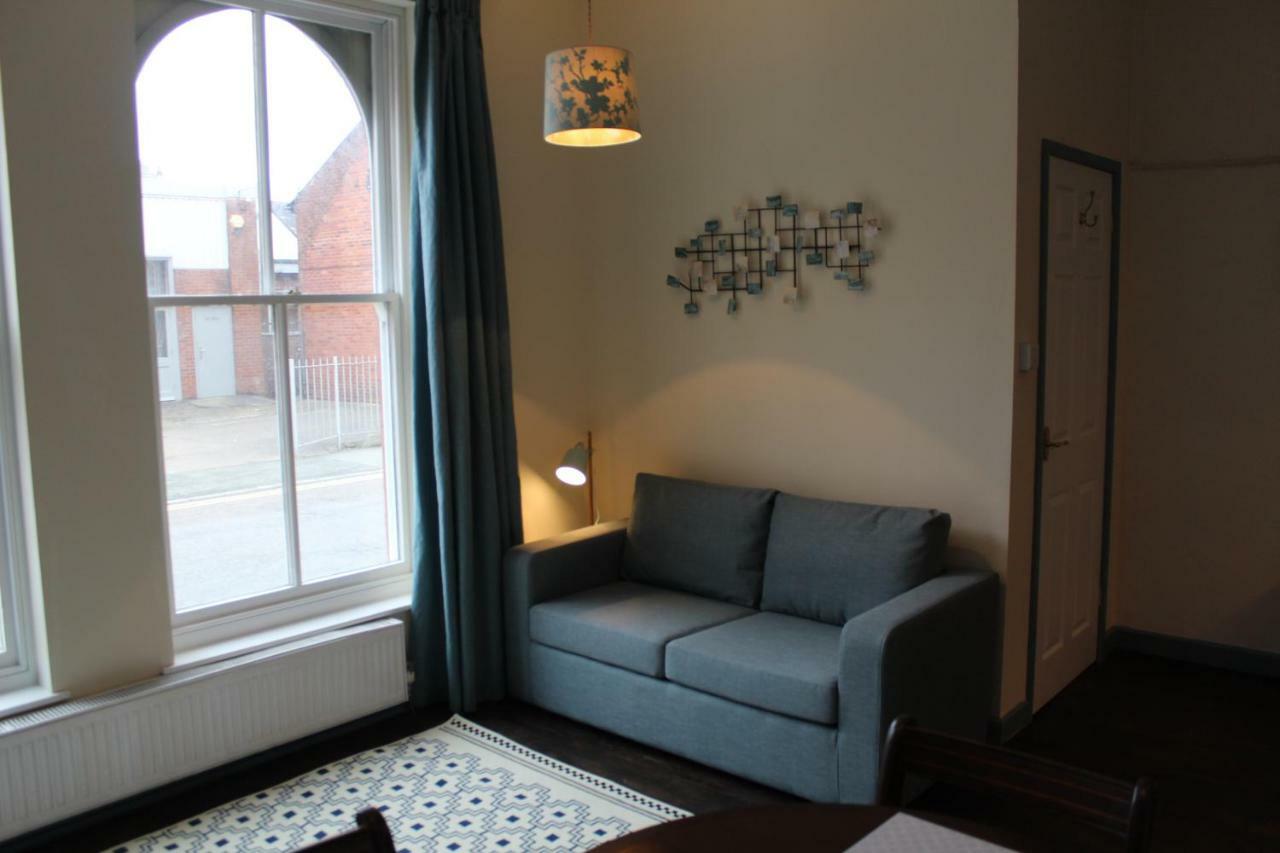 Ferienwohnung Georgian Town Flat Oswestry Exterior foto